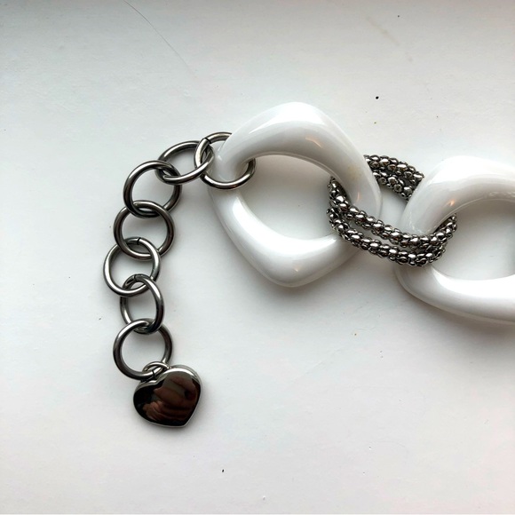 Silver & white bracelet - Picture 3 of 6